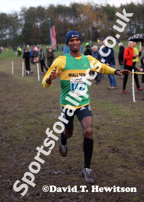 Yared Hagos (Wallsend) wins the senior mens NEHL, Jarrow. David T. Hewitson/Sports for All Pics
